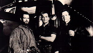 Movie Still, Black Dog, Festivale film review; blackdog1.jpg - 13133 Bytes